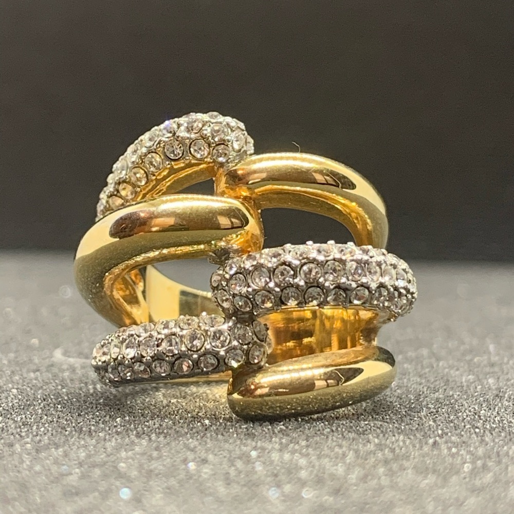 Roberto by RFM Solo Oro Pave Crystal GT Ring